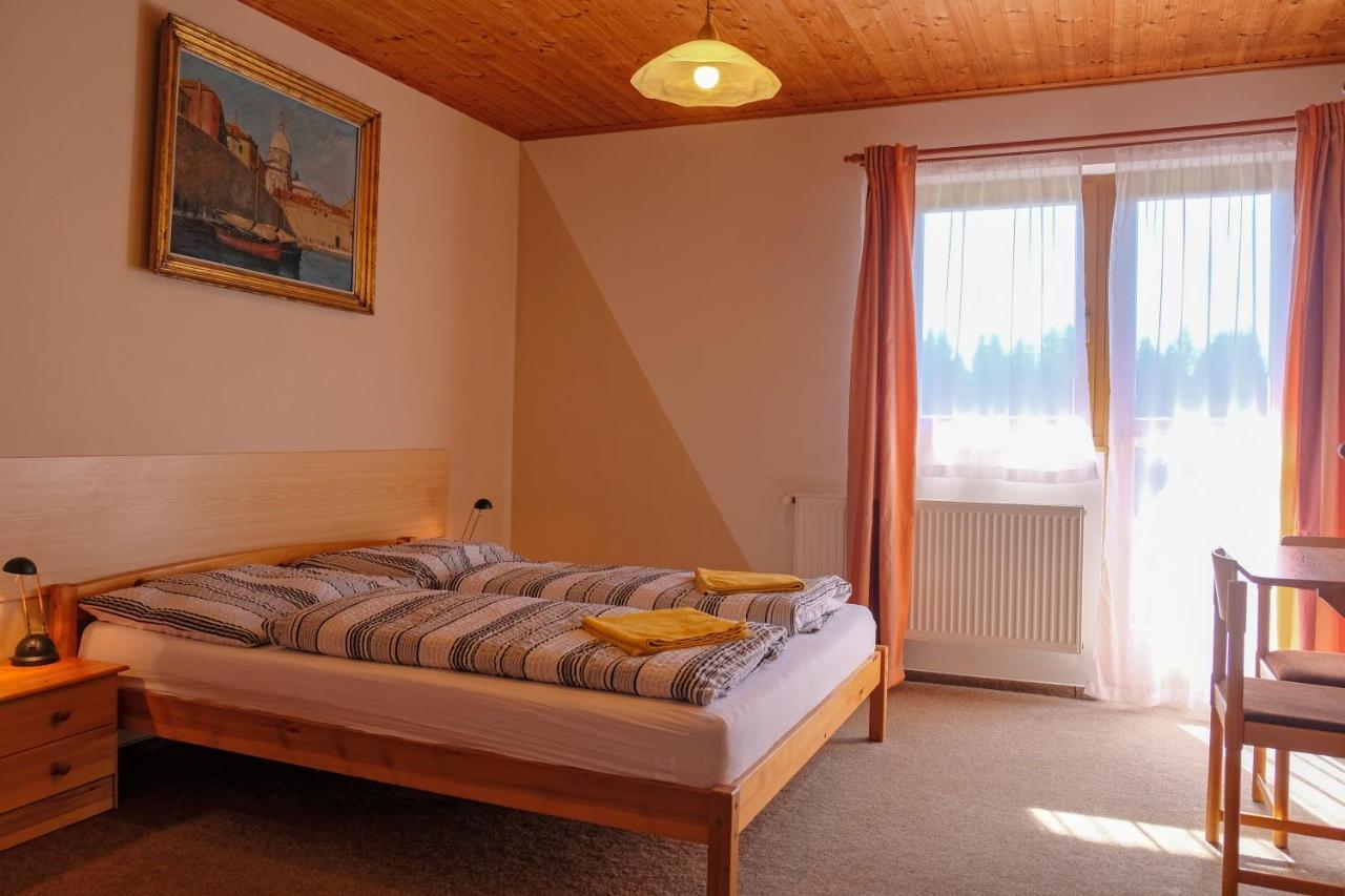 Horská Kvilda - Ubytování U Chvalů Exterior foto
